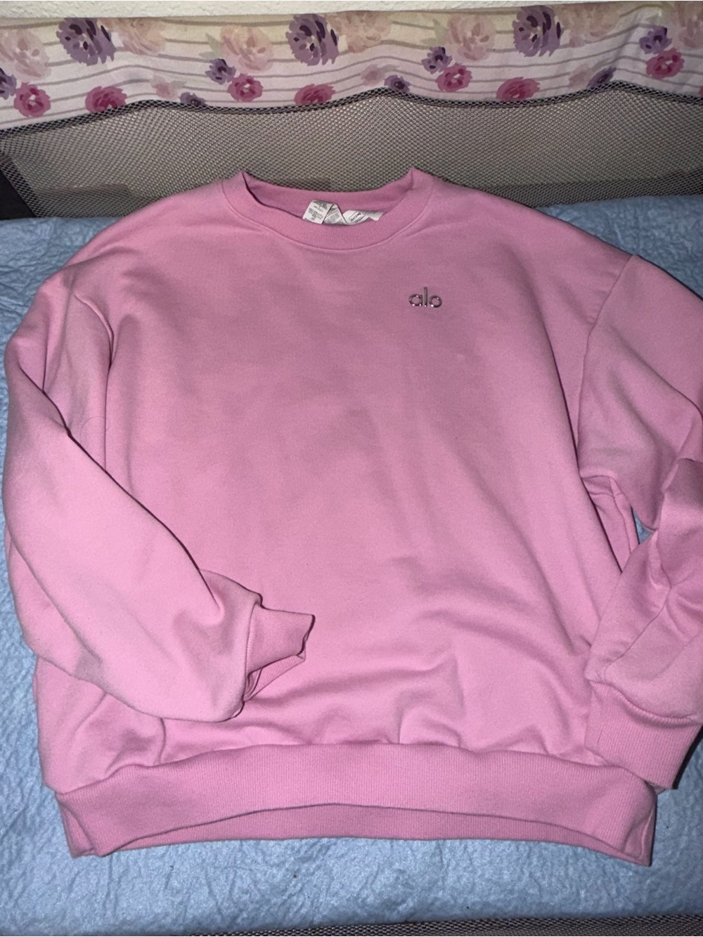 ALO Yoga Men's Pink Crewneck Sweatshirt
